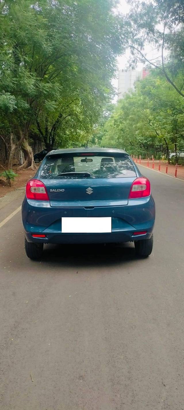 https://images10.gaadi.com/usedcar_image/4284332/original/processed_3f4dd376d6c339a5e68797eb58e5bf49.jpg?imwidth=6402