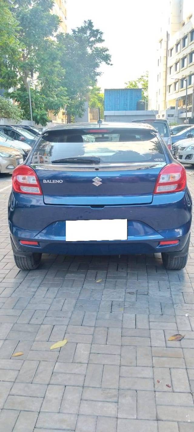 https://images10.gaadi.com/usedcar_image/4284359/original/processed_e205ff3f4e37e296a202f4d713a9a85a.jpg?imwidth=6402