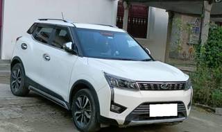 Mahindra XUV300 Mahindra XUV300 W8 Option BSVI