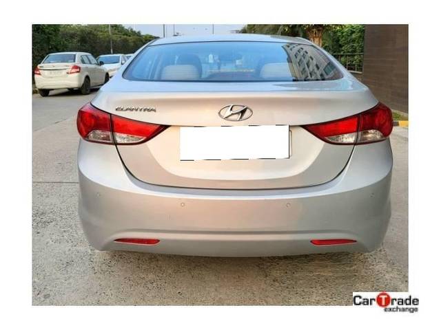 https://images10.gaadi.com/usedcar_image/4284570/original/processed_2d6f3516096dfb61060d5b67d45e9ffb.jpg?imwidth=6402