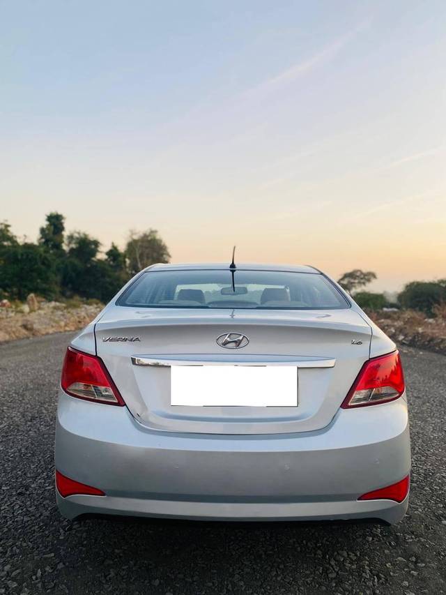 https://images10.gaadi.com/usedcar_image/4284671/original/processed_62d6b43201b1f31f3067f361c1caeba6.jpg?imwidth=6402