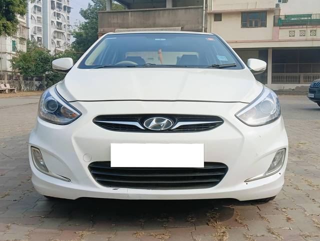 https://images10.gaadi.com/usedcar_image/4284698/original/processed_2527066f304d6d8e25b37ac63049290b.jpg?imwidth=6402