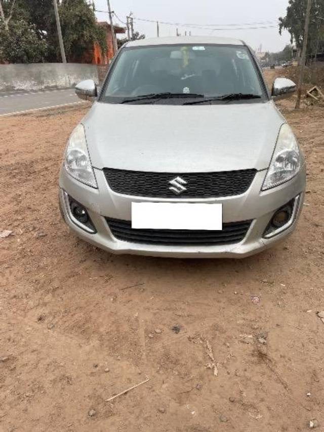 https://images10.gaadi.com/usedcar_image/4284741/original/processed_b32cfc4d-c8c7-4f34-be0d-c05194fe7343.jpg?imwidth=6400