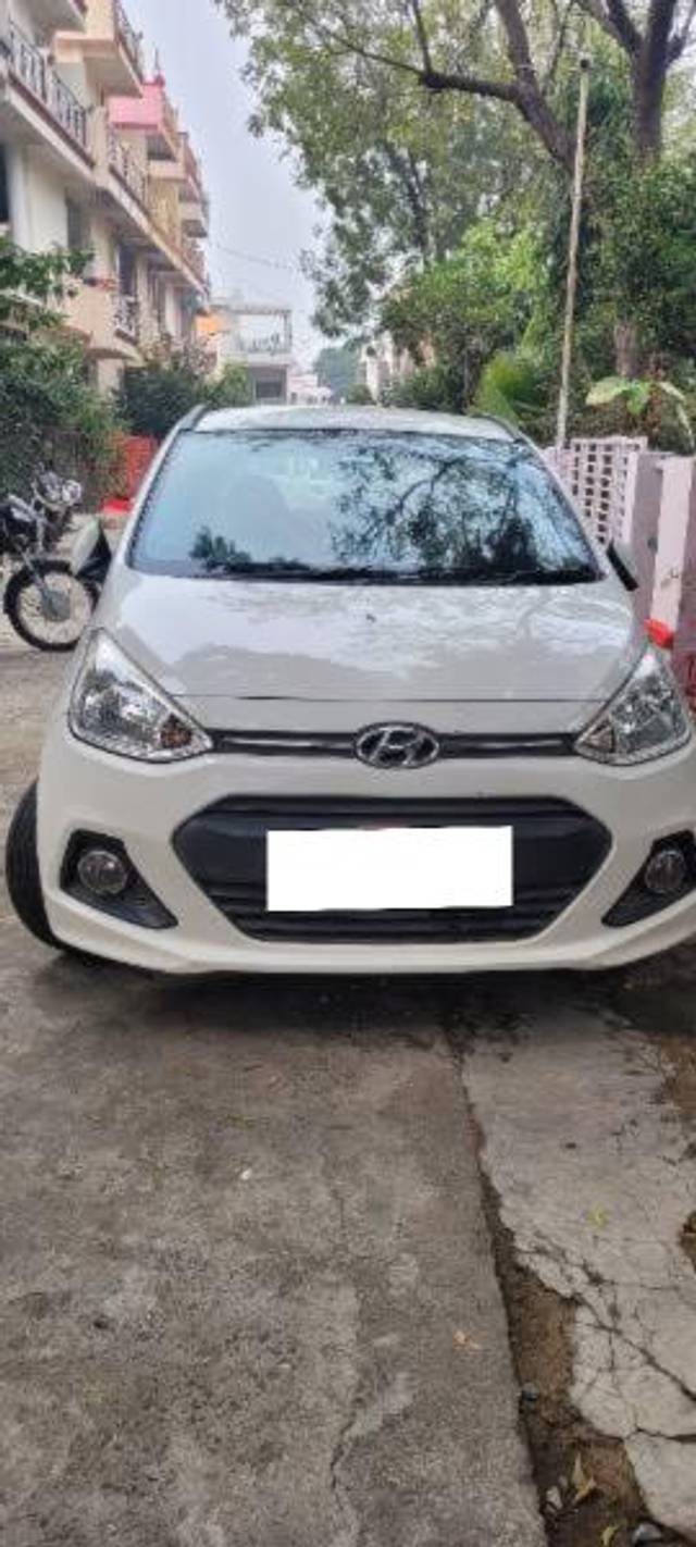 https://images10.gaadi.com/usedcar_image/4284816/original/processed_07b01d5a-9489-489e-b3d4-3c18e497d815.jpg?imwidth=6400