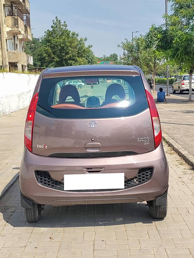 https://images10.gaadi.com/usedcar_image/4284913/original/processed_021fd0f797fb0b68269000eb740bf430.jpg?imwidth=6402