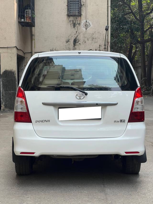 https://images10.gaadi.com/usedcar_image/4284963/original/processed_519784859104cb40ac085a080409bd79.jpg?imwidth=6401