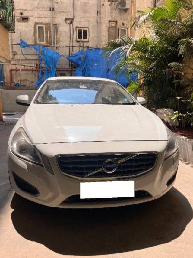 https://images10.gaadi.com/usedcar_image/4285078/original/c172285f95208bed56f58e1be2a72e84.jpeg?imwidth=6400