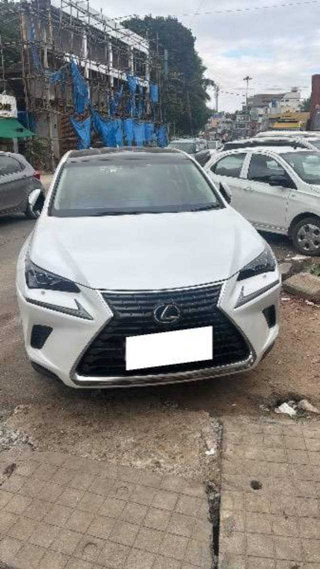 https://images10.gaadi.com/usedcar_image/4285237/original/processed_65989739-079e-4377-b905-5a356597a526.jpeg?imwidth=6400