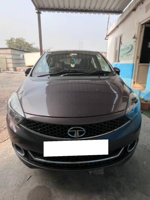 https://images10.gaadi.com/usedcar_image/4285255/original/f3dbcc692197abafdf25a57a4813d958.jpg?imwidth=6400