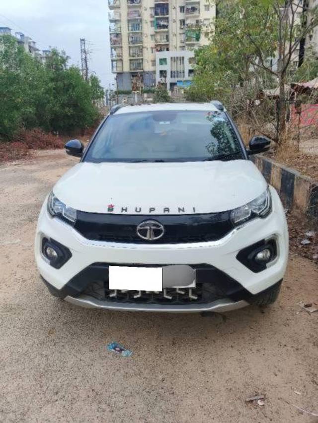 https://images10.gaadi.com/usedcar_image/4285287/original/processed_12ffcbc9-814e-4f6c-88e0-f31bae4e8ebd.jpg?imwidth=6400