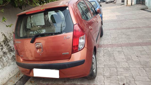 https://images10.gaadi.com/usedcar_image/4285348/original/processed_5ba57a09782eaac8aa7445b1af671995.jpg?imwidth=6402