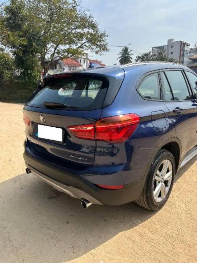 https://images10.gaadi.com/usedcar_image/4285362/original/processed_162b6924-9857-4655-8c00-3e95d7221453.jpg?imwidth=6401