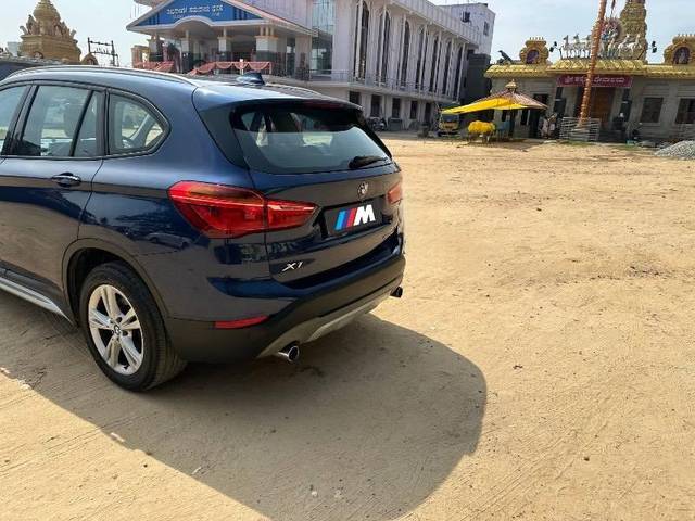 https://images10.gaadi.com/usedcar_image/4285362/original/processed_51e78665-e804-45c6-a8eb-db9753ec04aa.jpg?imwidth=6402