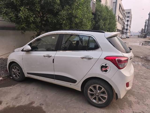 https://images10.gaadi.com/usedcar_image/4285390/original/processed_37b531e1-a27c-435b-a482-3d9c005d2484.jpg?imwidth=6400