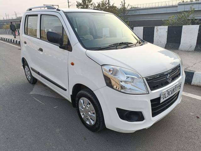 https://images10.gaadi.com/usedcar_image/4285397/original/processed_697d1f20c59afad276d57e65176c3701.jpg?imwidth=6400