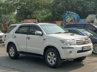 Toyota Fortuner 2009-2011 Toyota Fortuner 3.0 Diesel