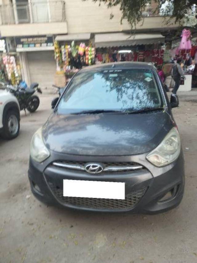 https://images10.gaadi.com/usedcar_image/4285472/original/8244fcc8093c089a11ddc2694cd4842e.jpg?imwidth=6400