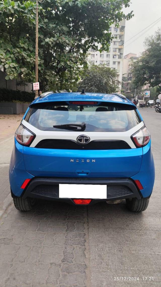 https://images10.gaadi.com/usedcar_image/4285605/original/processed_45f23765697ed5031b6e5c63c6f2c996.jpg?imwidth=6401