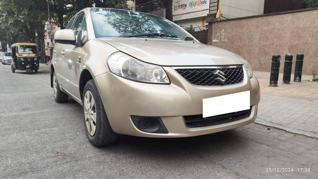 https://images10.gaadi.com/usedcar_image/4285609/original/processed_c2a5bfd6cf7e965ab19080e9a3602dbc.jpg?imwidth=6400