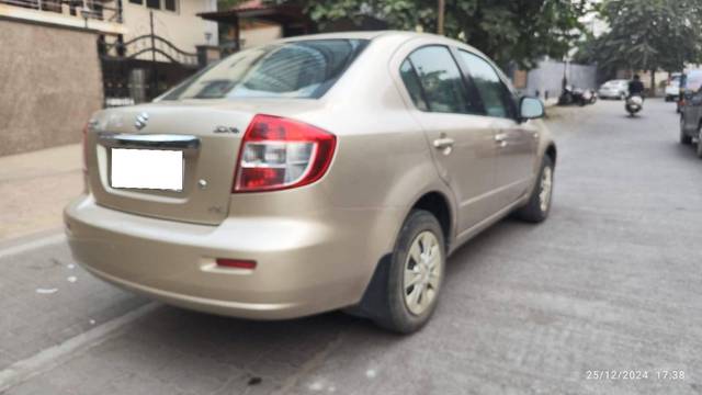 https://images10.gaadi.com/usedcar_image/4285609/original/processed_cb1aeee808fda9b9f80cd8ebf48972ac.jpg?imwidth=6401