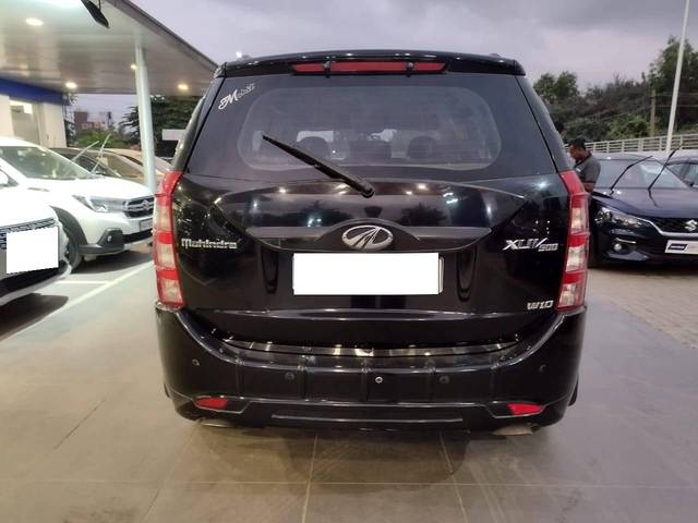 https://images10.gaadi.com/usedcar_image/4285669/original/processed_0b4e3f5cb55f1c6ff7e3180228e42392.jpg?imwidth=6402