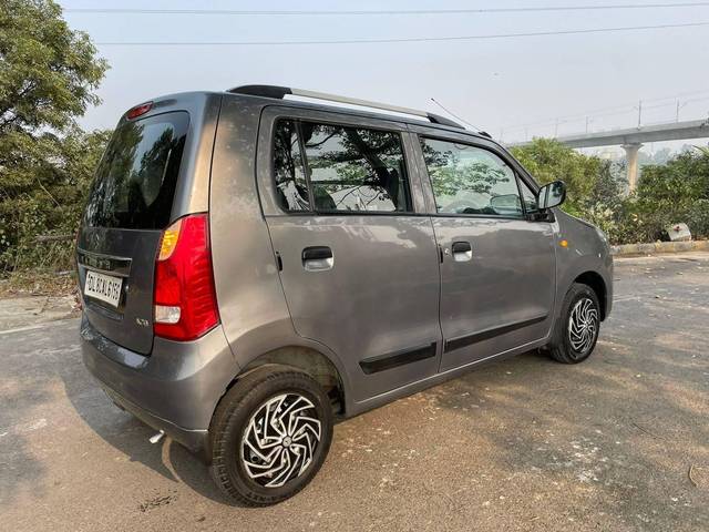 https://images10.gaadi.com/usedcar_image/4285714/original/processed_72b996dfcb660dacc26631c271167073.jpg?imwidth=6402