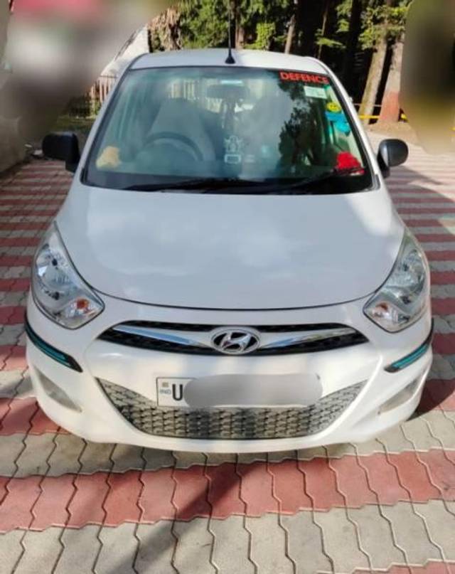 https://images10.gaadi.com/usedcar_image/4285826/original/processed_56bd6651-b219-4d8f-9bd4-2fc93962df14.jpg?imwidth=6400