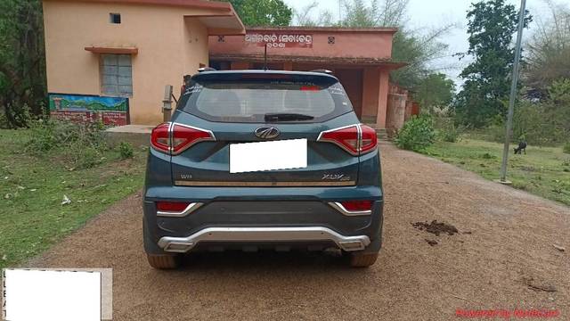 https://images10.gaadi.com/usedcar_image/4285828/original/processed_2010482c-863f-4878-9560-ac18d7ca5268.jpg?imwidth=6401