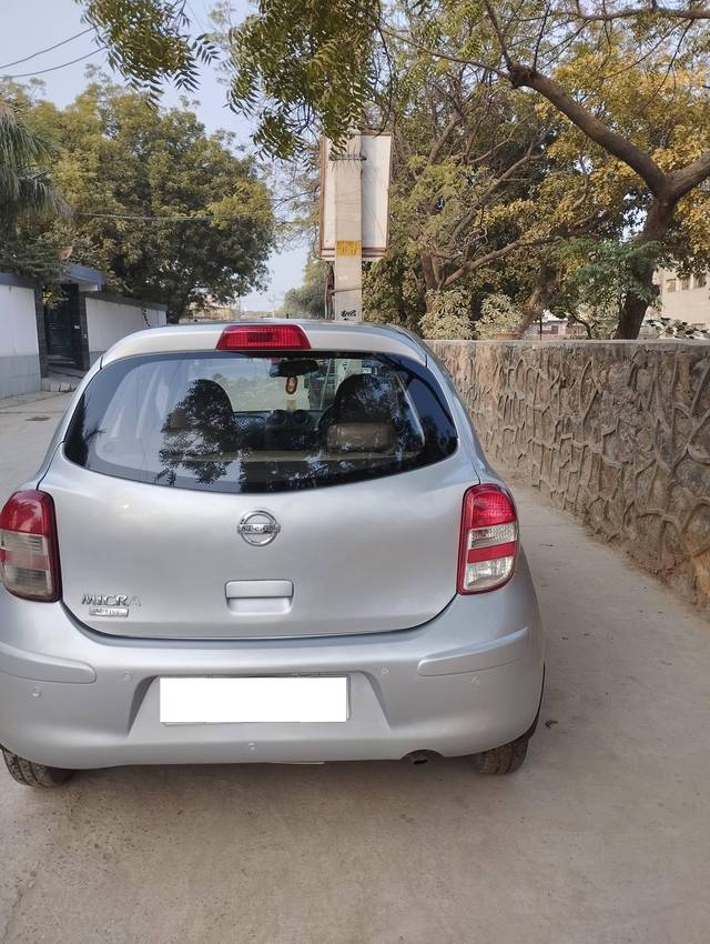 https://images10.gaadi.com/usedcar_image/4285948/original/processed_fb9e089e5f2793fc32bdf484a1c6cc94.jpg?imwidth=6401