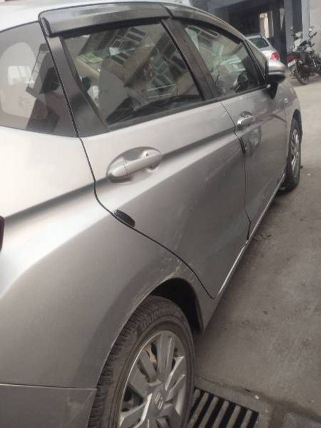 https://images10.gaadi.com/usedcar_image/4286113/original/acd57ee8ef61457cfe247d81998d0c29.jpg?imwidth=6402