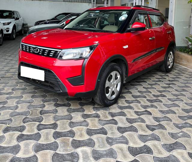 https://images10.gaadi.com/usedcar_image/4286117/original/processed_15a72bf2ad0bfa1f9d6e050e538b18fa.jpg?imwidth=6400