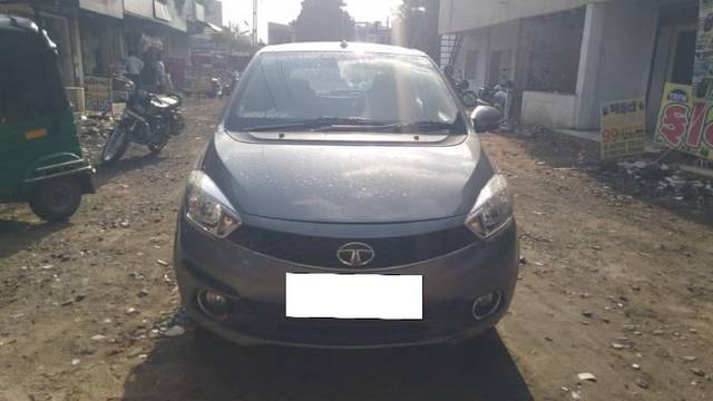 https://images10.gaadi.com/usedcar_image/4286162/original/processed_5e0194f6-eef1-4813-826e-bb6f88953523.jpg?imwidth=6400