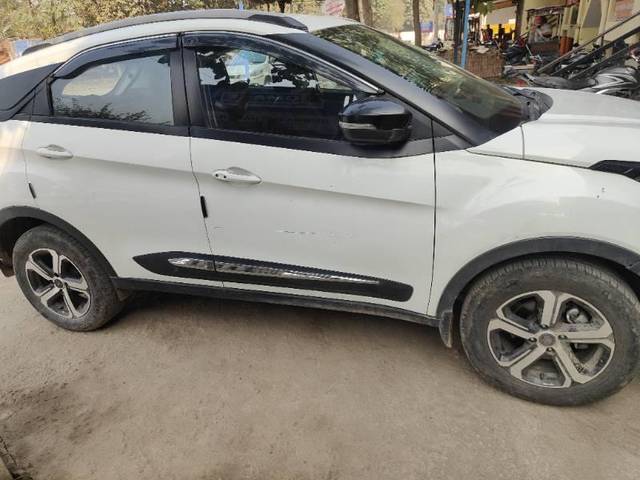 https://images10.gaadi.com/usedcar_image/4286205/original/processed_ecd1bc6c-5d9f-4fcc-be26-5636fe72e16b.jpg?imwidth=6401