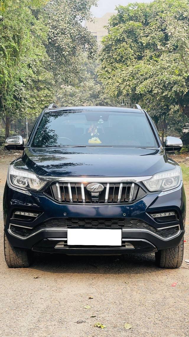 https://images10.gaadi.com/usedcar_image/4286359/original/processed_30e5151146706034d387a1bd1a606c38.jpg?imwidth=6401