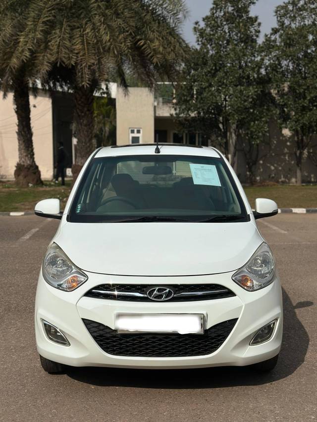 https://images10.gaadi.com/usedcar_image/4286360/original/processed_2893ffc4de9bb998b8e4d788ab2fac22.jpg?imwidth=6400