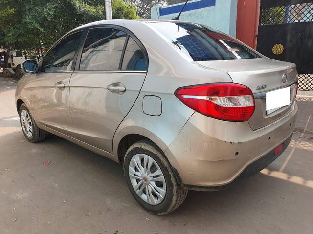 https://images10.gaadi.com/usedcar_image/4286416/original/processed_65ebc82dcbe1731652cba091c26b38b1.jpg?imwidth=6402