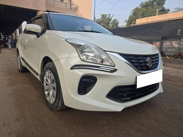 https://images10.gaadi.com/usedcar_image/4286466/original/processed_62a234ac35342e7f56954f339e1b9384.jpg?imwidth=6400