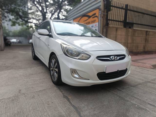 https://images10.gaadi.com/usedcar_image/4286494/original/processed_8a83c0378c4d0076e72651d59b3f5d3f.jpg?imwidth=6400