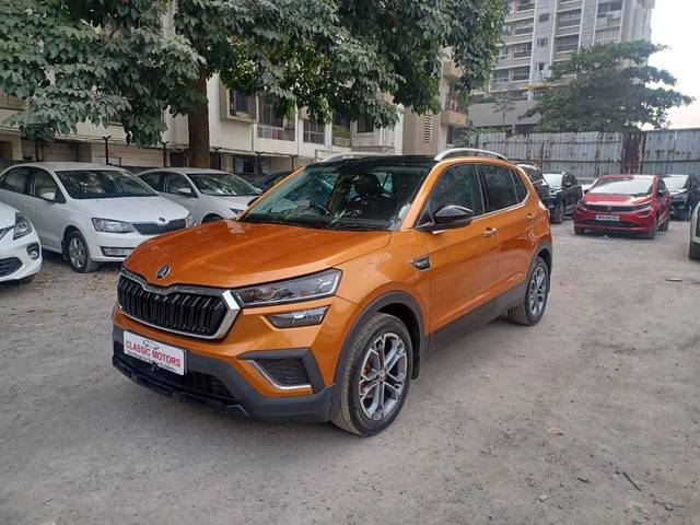 https://images10.gaadi.com/usedcar_image/4286544/original/processed_eabb0755f80156250a99edd7aedfa782.jpeg?imwidth=6402