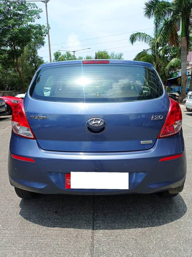 https://images10.gaadi.com/usedcar_image/4286612/original/processed_ad9377f3a9f81daff95fbc904486e188.jpg?imwidth=6402