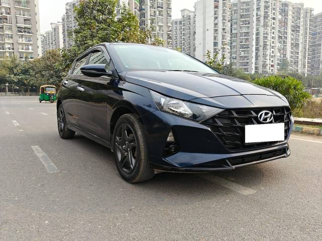 https://images10.gaadi.com/usedcar_image/4286787/original/processed_7e6038a15cb803759e1f00b2e54df100.jpg?imwidth=6400