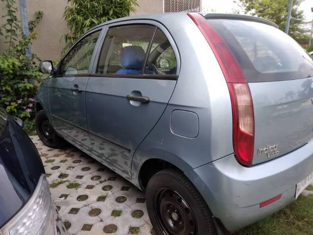 https://images10.gaadi.com/usedcar_image/4286925/original/processed_41687ac7-f9d9-452c-938a-0b2b61dbfd7c.jpg?imwidth=6401