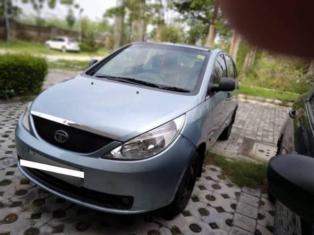 https://images10.gaadi.com/usedcar_image/4286925/original/processed_70a40989-5816-4fee-b6e4-cdf859ba2d6c.jpg?imwidth=6402