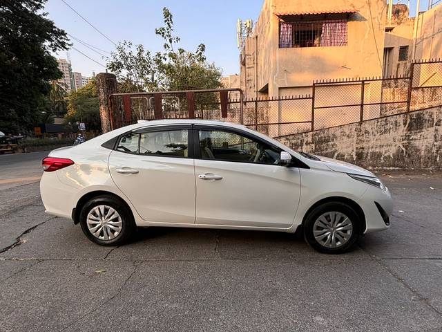 https://images10.gaadi.com/usedcar_image/4286929/original/6b009764aba49edfc380257b6830cd43.jpg?imwidth=6401