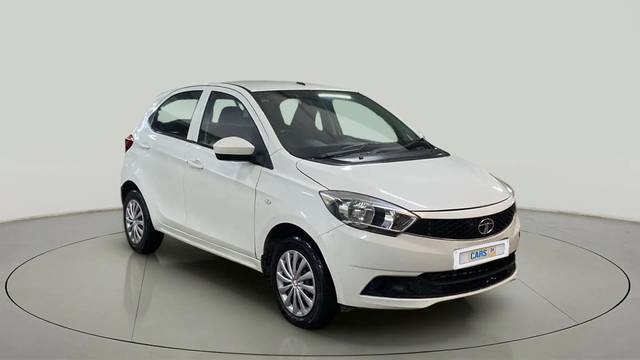 https://images10.gaadi.com/usedcar_image/4287111/original/7909f982a011888ed3280096b1d7f9c9.jpg?imwidth=6400