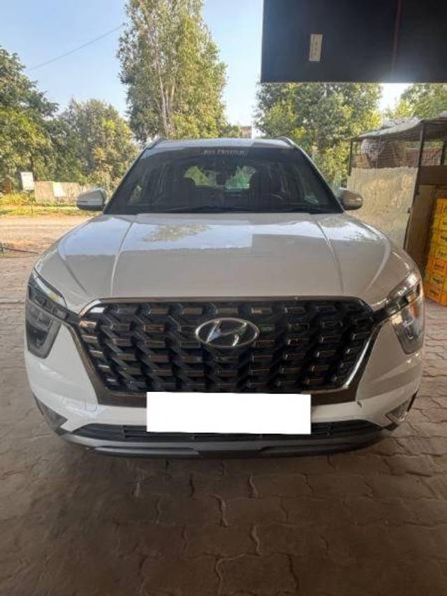 https://images10.gaadi.com/usedcar_image/4287113/original/00abb5d21296401f45c9969dde7fdca1.jpg?imwidth=6400