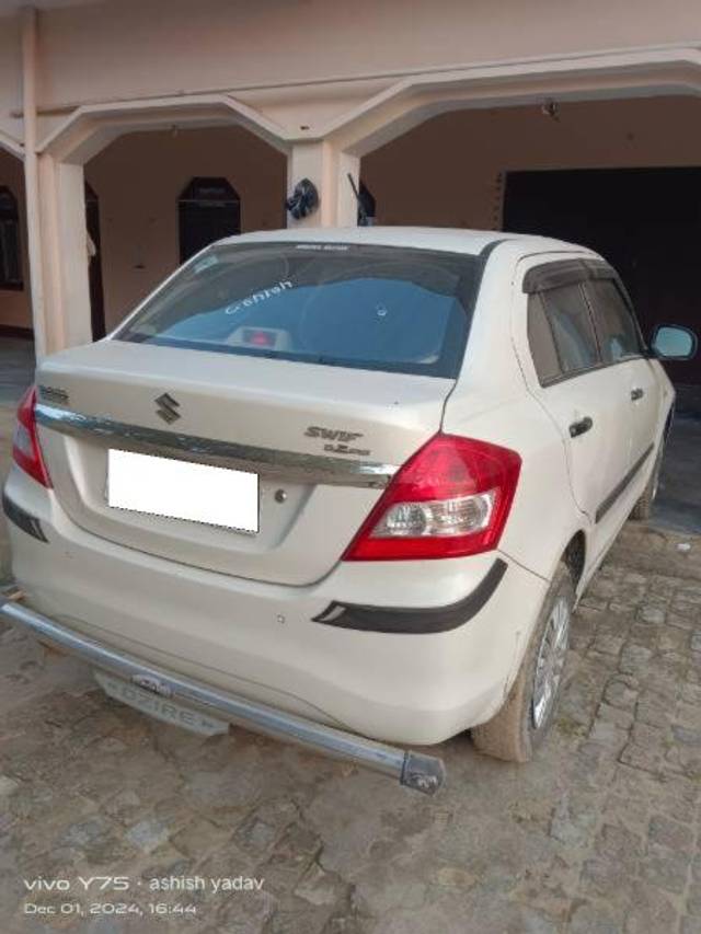 https://images10.gaadi.com/usedcar_image/4287180/original/processed_26808998-a48a-45f2-a675-eddb2daa91dc.jpg?imwidth=6400