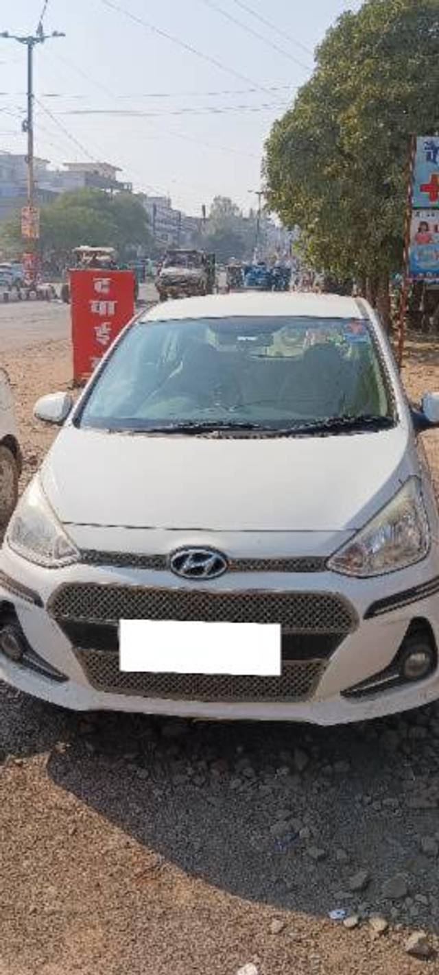 https://images10.gaadi.com/usedcar_image/4287193/original/processed_2b23984c-2725-44e5-a7f0-18e7aa149cc5.jpg?imwidth=6400