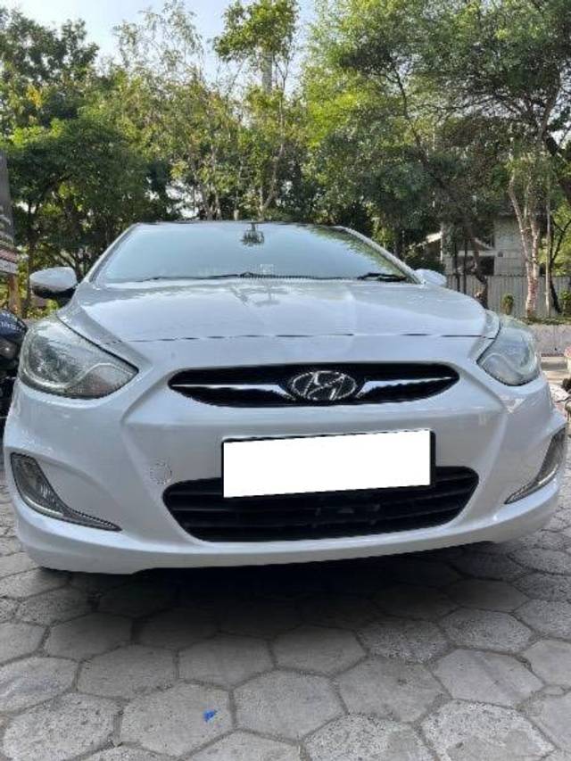 https://images10.gaadi.com/usedcar_image/4287232/original/processed_77b7a794-4b1b-4605-8a8a-819a5d09f704.jpg?imwidth=6400