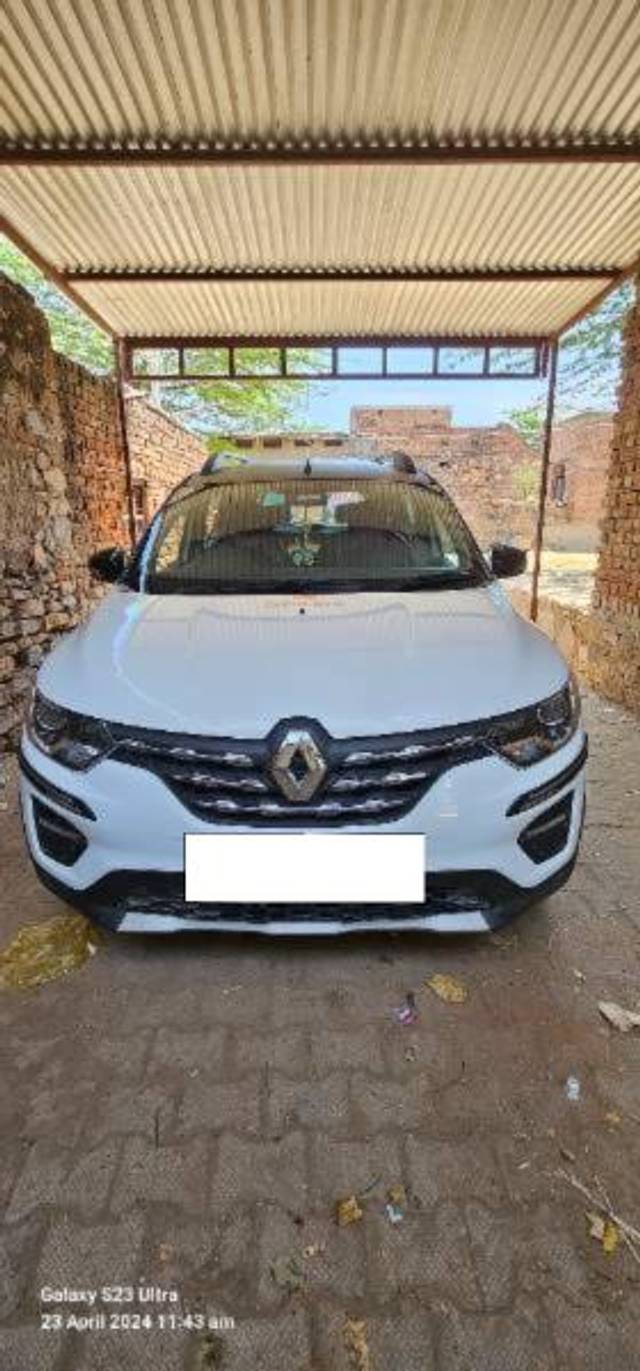 https://images10.gaadi.com/usedcar_image/4287304/original/processed_d506e784-cdf4-4714-b310-e1b17a37bcff.jpg?imwidth=6400